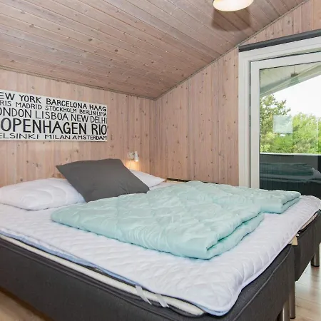 6 Person In R M Holiday home *