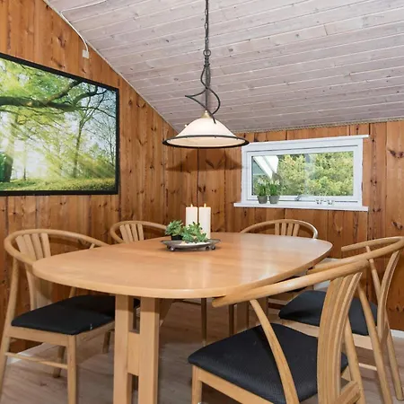 6 Person In Romo Bolilmark